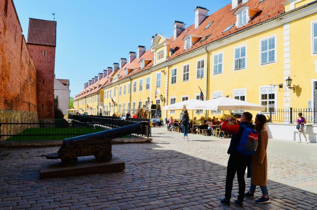 Jacob'S Barracks Apartment In Old Town Рига Екстер'єр фото